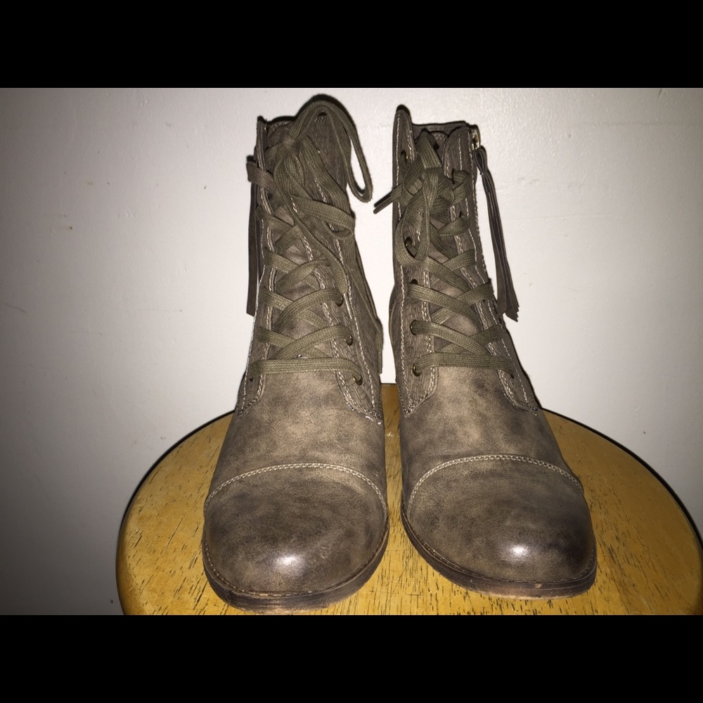 Combat Boot - Picture 2 of 4